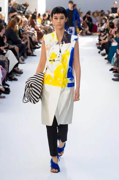 Look 13